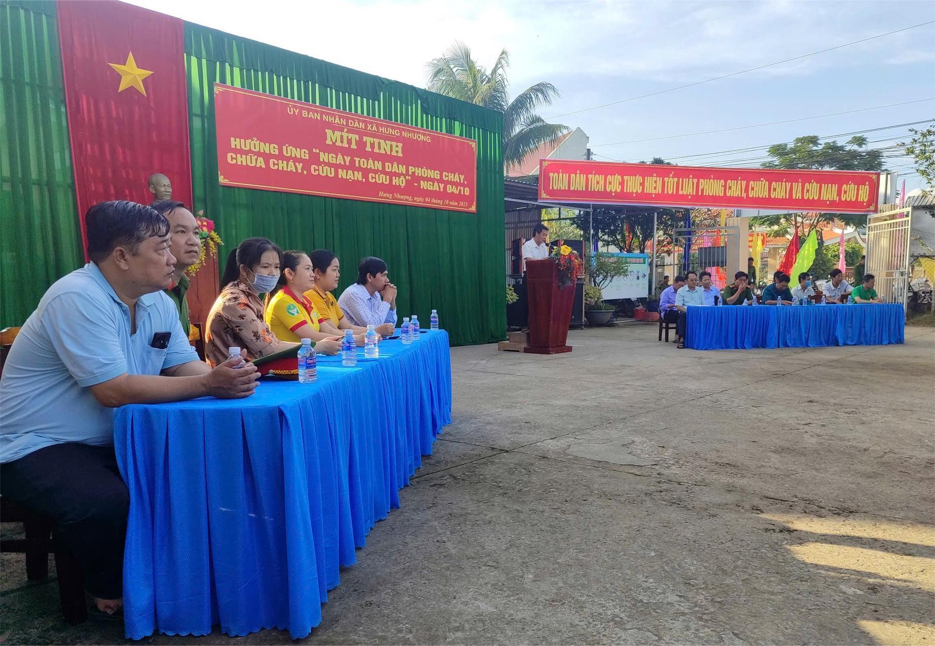 Xã Hưng Nhượng tổ chức Lễ Mít tinh hưởng ứng "Ngày toàn dân phòng cháy, chữa cháy, cứu nạn, cứu hộ" Ngày  04/10